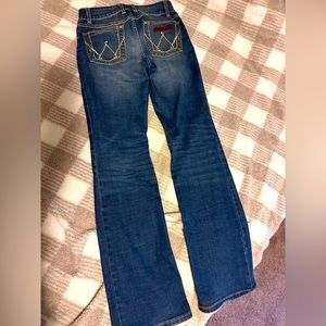 Women’s size 1, Wrangler Bootcut jeans. 34 length